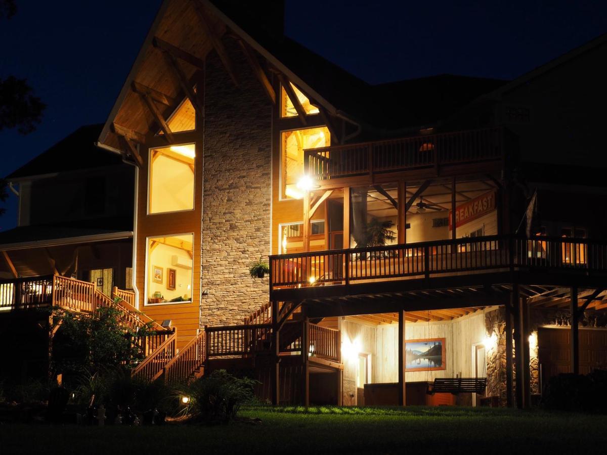 Bedford Landings Bed & Breakfast Moneta Exterior photo